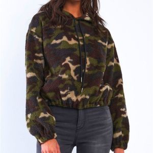 Teddy camo hooded sweater